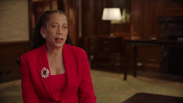 Laura Washington