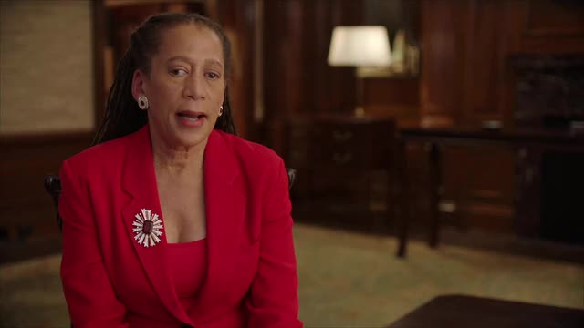 Laura Washington