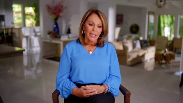 Maria Elena Salinas