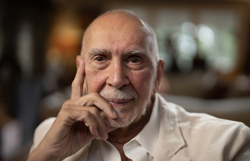 Frank Langella
